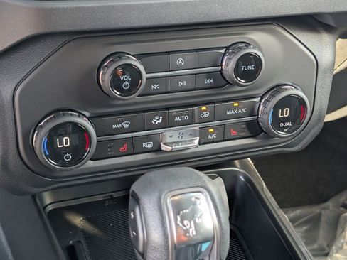 New 2026 Ford Bronco Big Bend AWD/4WD image 28