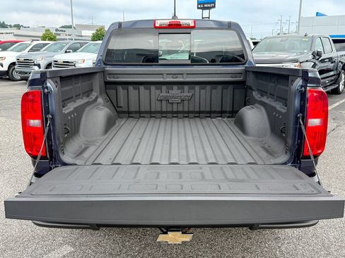 Used 2018 Chevrolet Colorado Z71 w/ Centennial Edition AWD/4WD image 13