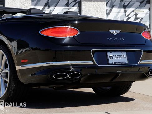 Used 2022 Bentley Continental GT image 13