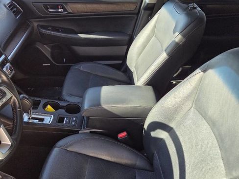 Used 2016 Subaru Outback 3.6R Limited image 7