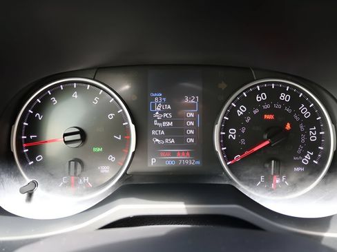 Used 2019 Toyota RAV4 XLE Premium w/ All Weather Liner Package FWD image 25