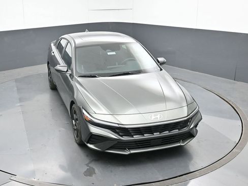 New 2026 Hyundai Elantra SEL Sport image 24