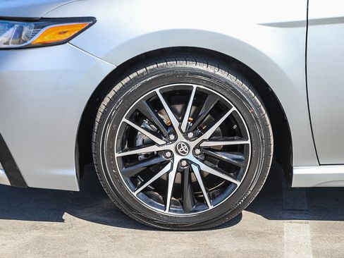 Certified 2023 Toyota Camry SE FWD image 11