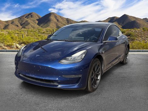 Used 2019 Tesla Model 3 Standard Range Plus RWD image 2