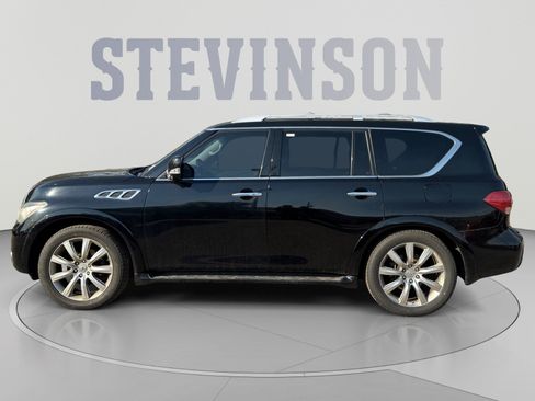 Used 2013 INFINITI QX56 4WD w/ Deluxe Touring Pkg image 2