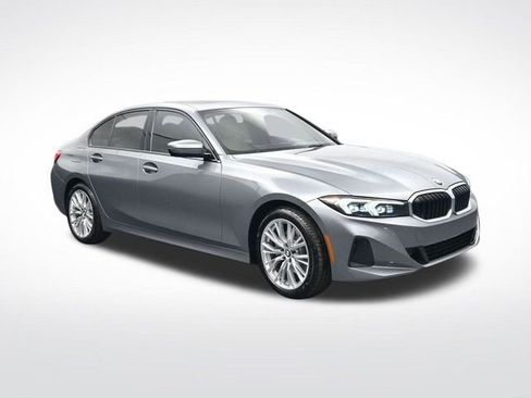 Used 2023 BMW 330i Sedan w/ Driving Assistance Package image 2