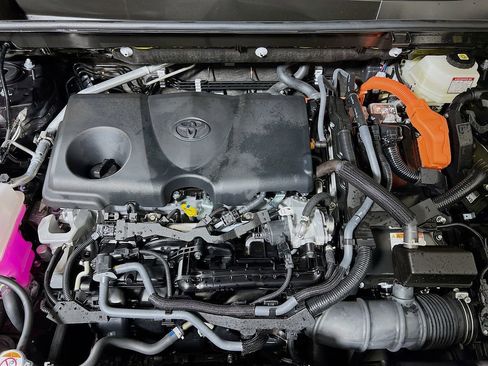 Certified 2025 Toyota RAV4 XLE AWD/4WD image 27