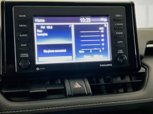 Used 2022 Toyota RAV4 LE FWD image 25