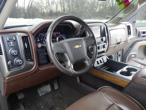 Used 2016 Chevrolet Silverado 1500 High Country w/ High Country Premium Package image 18