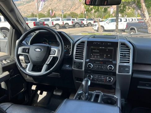 Used 2015 Ford F150 Lariat w/ Equipment Group 502A Luxury AWD/4WD image 21