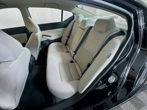 Used 2025 Nissan Altima 2.5 SV image 26