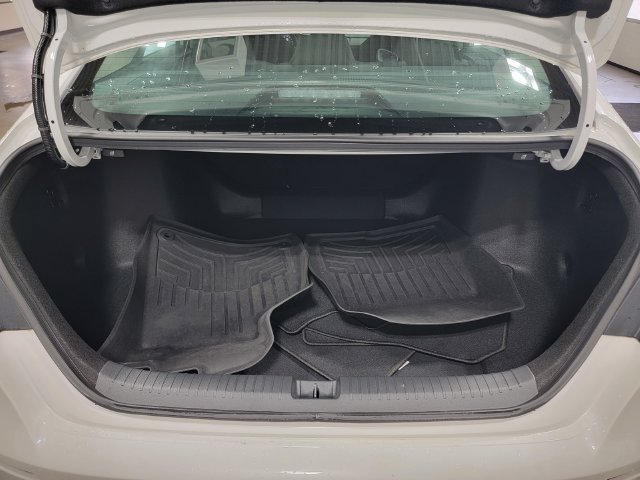 Certified 2024 Honda Accord EX image 36