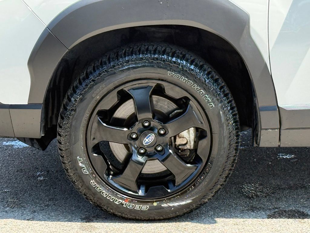 Certified 2025 Subaru Forester Wilderness w/ Wilderness Package AWD/4WD image 6