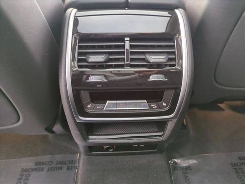Certified 2026 BMW X7 xDrive40i AWD/4WD image 18