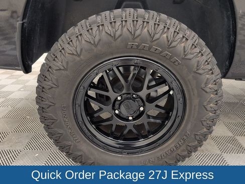 Used 2018 RAM 1500 Express w/ Express Value Package RWD image 16