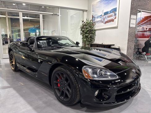 Used 2004 Dodge Viper SRT-10 RWD image 18