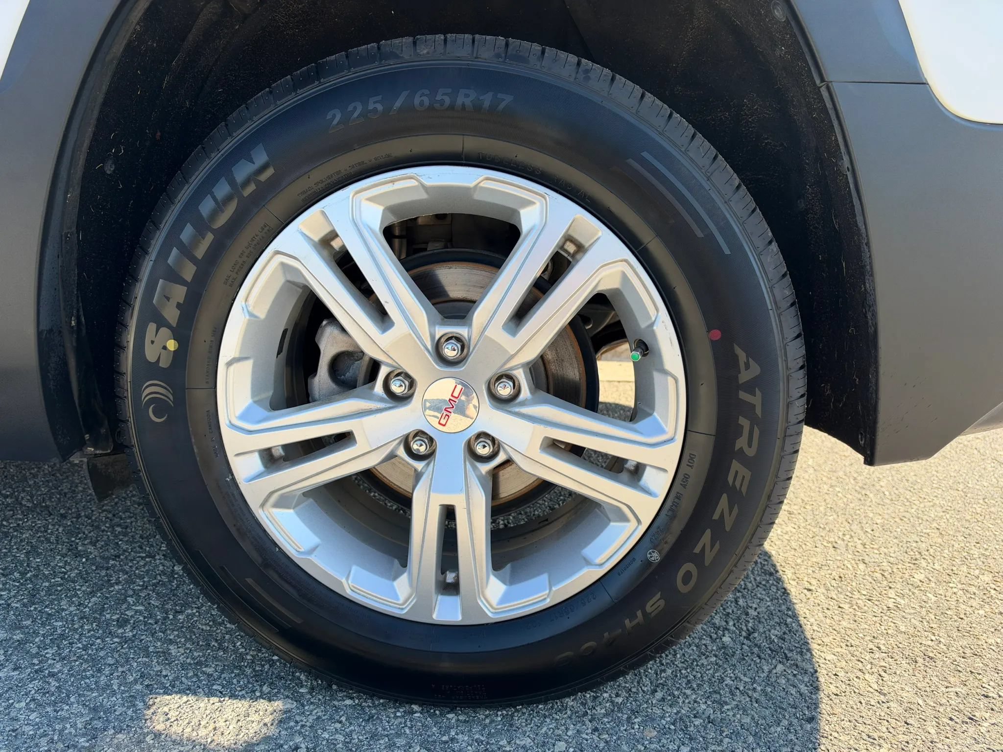 Used 2020 GMC Terrain SLE w/ Driver Convenience Package FWD image 31