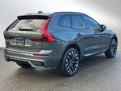 New 2026 Volvo XC60 B5 Ultra w/ Protection Package Premier image 3