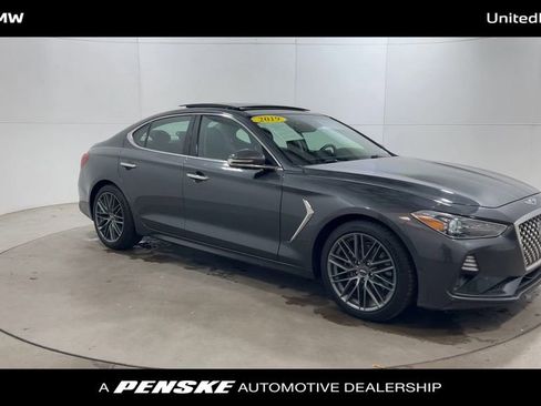 Used 2019 Genesis G70 2.0T Advanced w/ Elite Package image 2