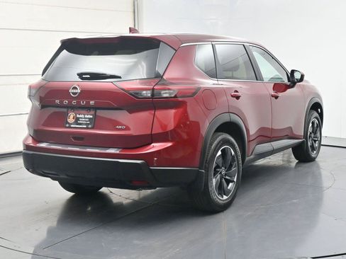 Used 2025 Nissan Rogue SV AWD/4WD image 46