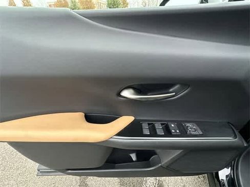 Used 2023 Lexus UX 250h AWD w/ Premium Package image 18