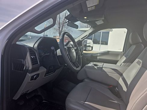 Used 2021 Ford F250 XL w/ Power Equipment Group image 11