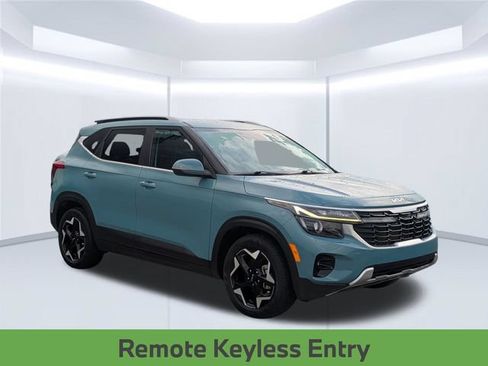 Used 2024 Kia Seltos EX FWD image 9