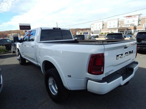 Used 2025 RAM 3500 Limited image 8