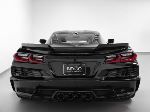 Used 2025 Chevrolet Corvette Z06 image 34