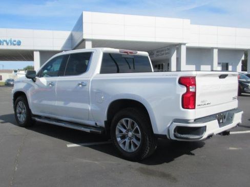 Used 2019 Chevrolet Silverado 1500 High Country w/ Technology Package image 7