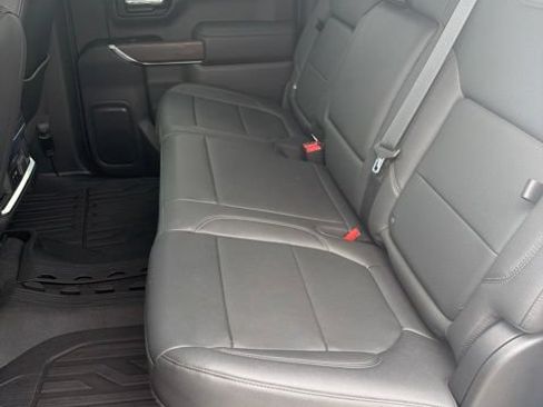 Used 2022 GMC Sierra 1500 SLT w/ SLT Premium Package AWD/4WD image 13