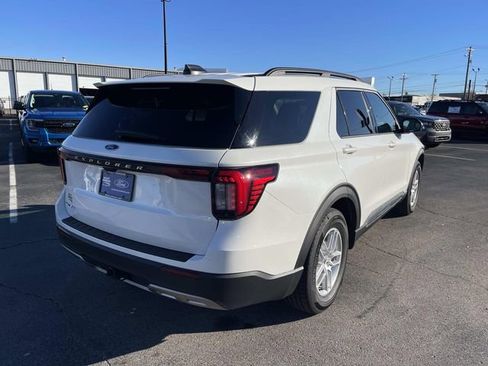 New 2025 Ford Explorer Active w/ Active Comfort Package image 3