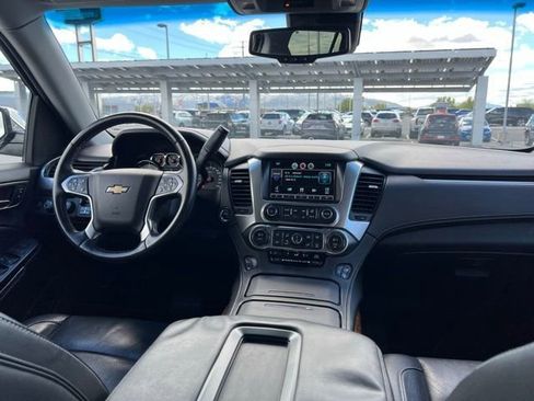 Used 2015 Chevrolet Tahoe LTZ AWD/4WD image 35