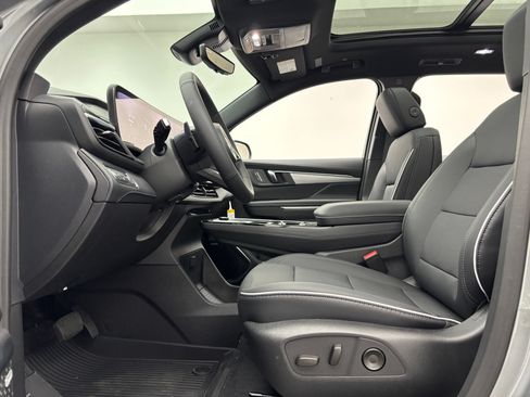 New 2026 Buick Enclave Preferred w/ Power Package AWD/4WD image 19