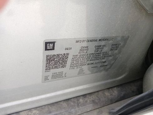 Used 2019 Buick Enclave Essence FWD image 9