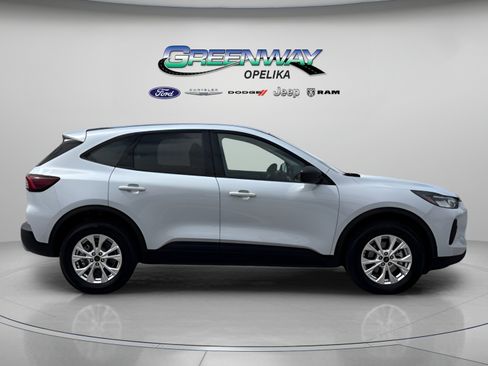 Used 2025 Ford Escape Active AWD/4WD image 1