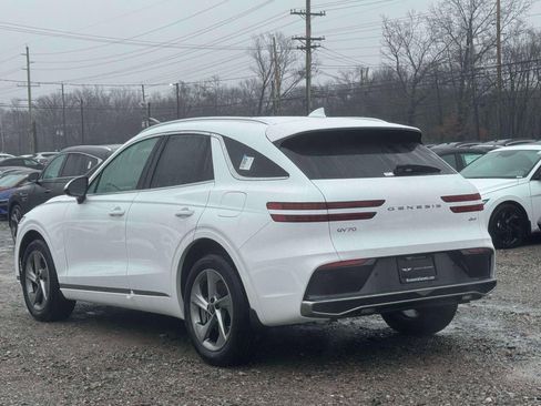 New 2026 Genesis GV70 2.5T image 3