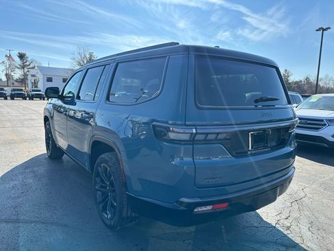 New 2026 Jeep Grand Wagoneer Summit AWD/4WD image 5