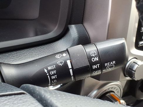 Used 2021 Toyota 4Runner SR5 image 32