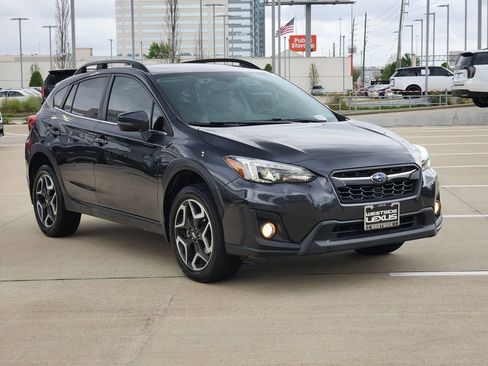 Used 2019 Subaru Crosstrek 2.0i Limited w/ Moonroof Package w/Navigation AWD/4WD image 3