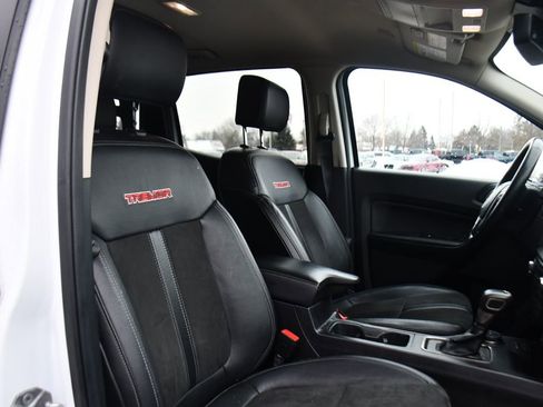 Used 2023 Ford Ranger Lariat w/ Tremor Off-Road Package image 15