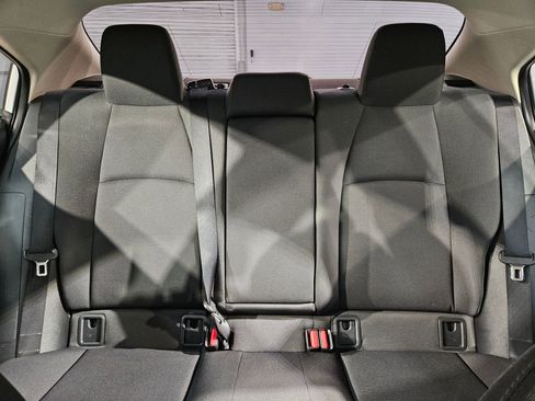 Used 2022 Toyota Corolla LE FWD image 13