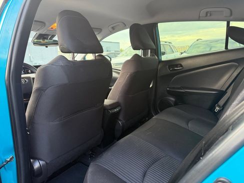 Used 2020 Toyota Prius Prime LE w/ Carpet Mat Package FWD image 6