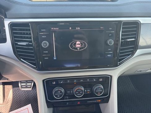 Used 2022 Volkswagen Atlas SEL Premium AWD/4WD image 23