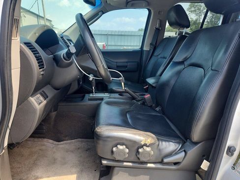 Used 2010 Nissan Xterra SE RWD image 6