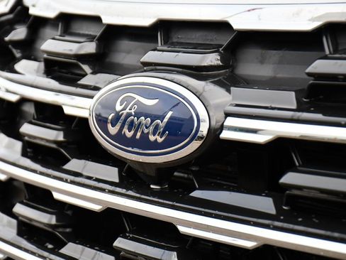 Used 2026 Ford Explorer Active w/ Active Comfort Package AWD/4WD image 41