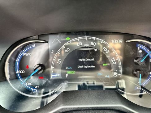 New 2025 Toyota RAV4 XLE image 25