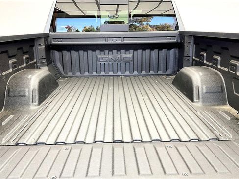 New 2026 GMC Sierra 1500 Denali image 11