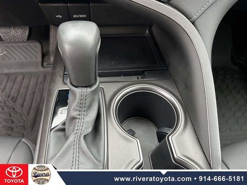 Used 2023 Toyota Camry SE FWD image 24