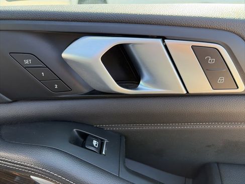 Used 2019 BMW X5 xDrive40i w/ Premium Package 2 image 26